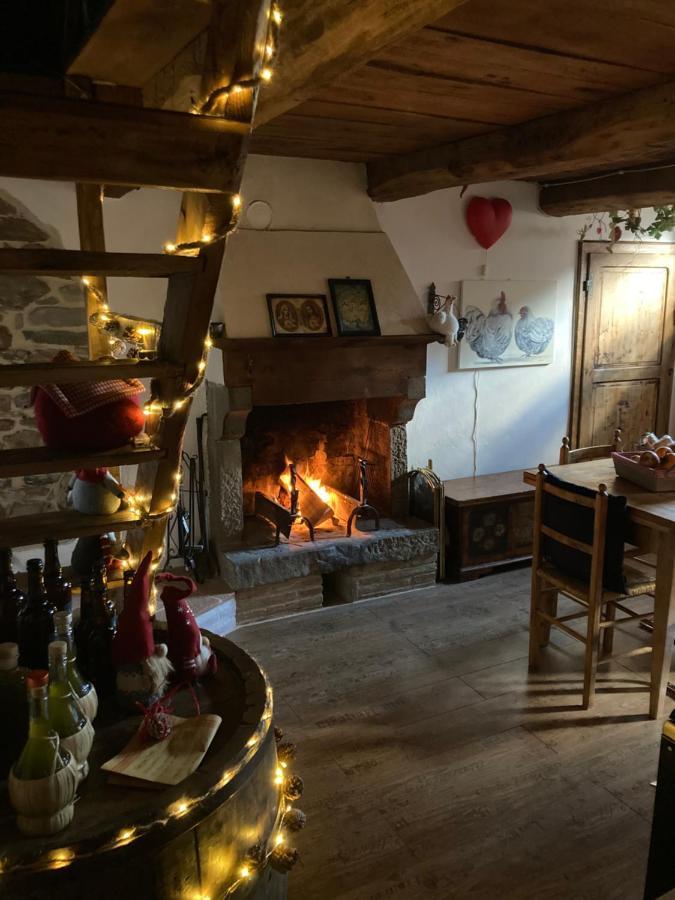 La Casina Del Prete Βίλα Caprese Michelangelo Εξωτερικό φωτογραφία